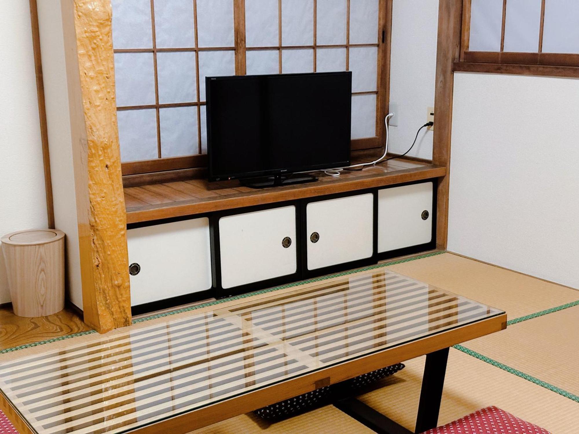 ファミリー仲良しグループ向け貸切宿ともだちハウス Chichibu Exteriör bild